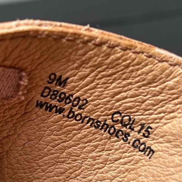 Born Wedged Strappy Open Toe Buckle Sandals Peachy Nude Color Size Women’s 9 - Picture 10 of 11